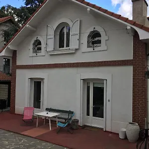 Les Charmettes Couette-café Saint-Etienne (Loire)